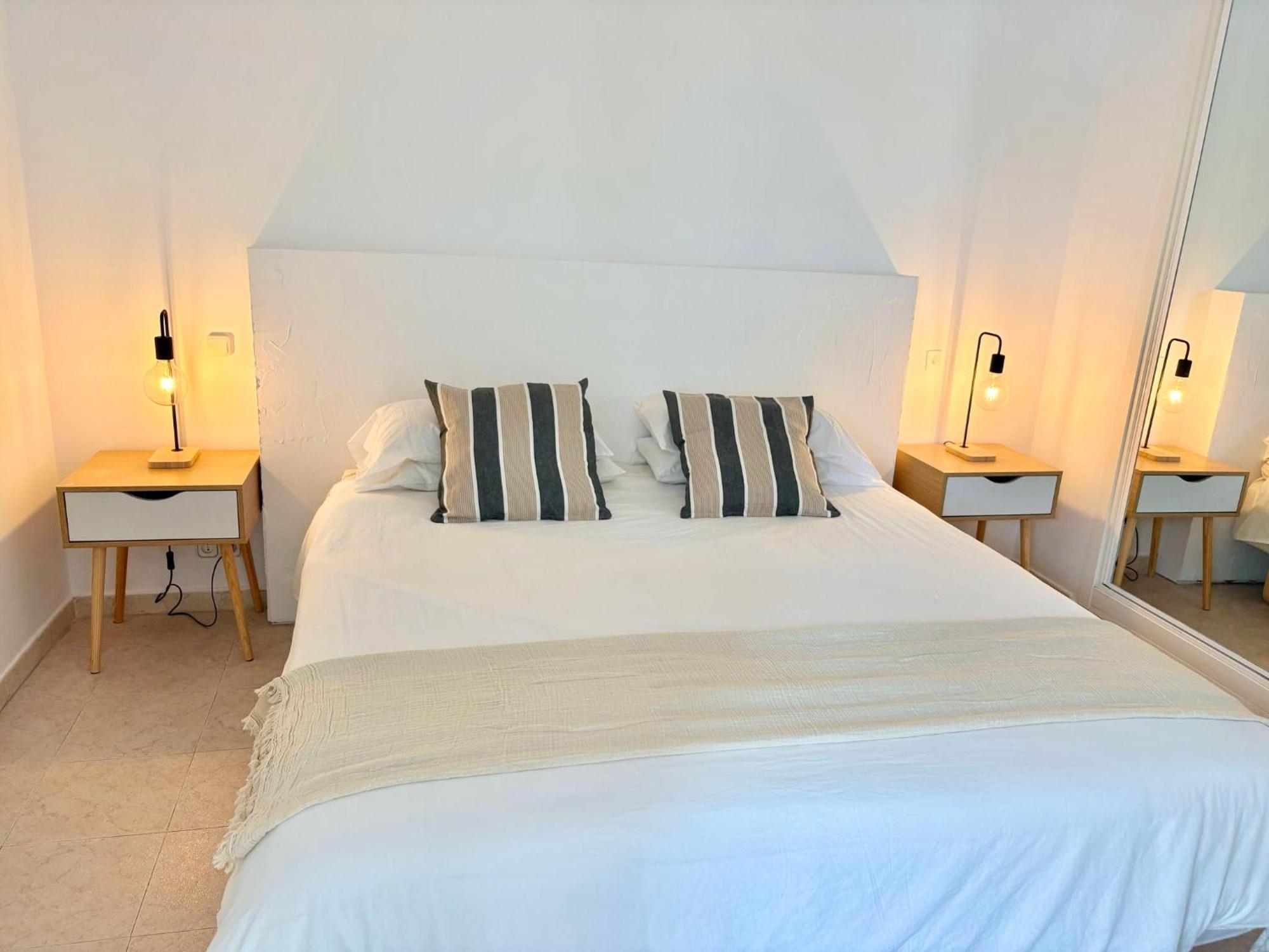 Apartament Beachside - 1 Min Walk To *